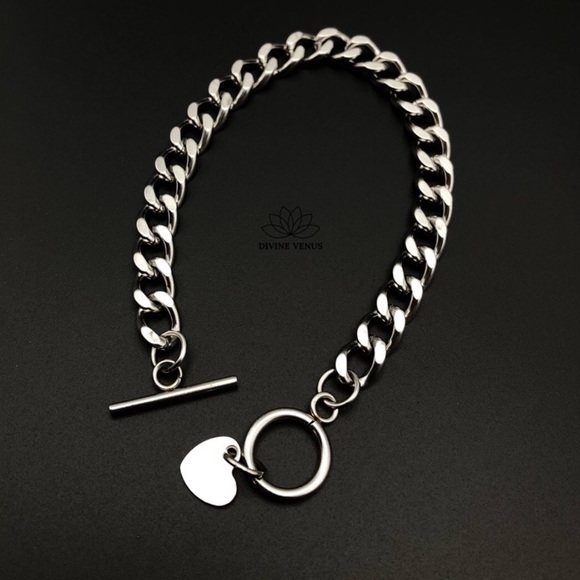 Toggle Clasp Curb Chain Bracelet | Stainless Steel - Picture 9 of 9